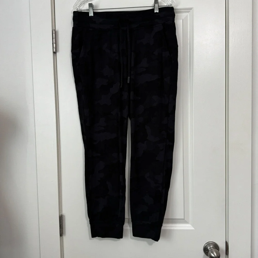 Lululemon 10 Ready to Rulu Jogger 7/8 Camo Camouflage Ankle